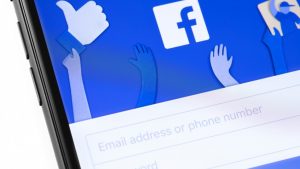 Γκάφα Facebook: «Έριξε» σελίδα γαλλικής πόλης – Το όνομα που μπέρδεψε τον αλγόριθμο
