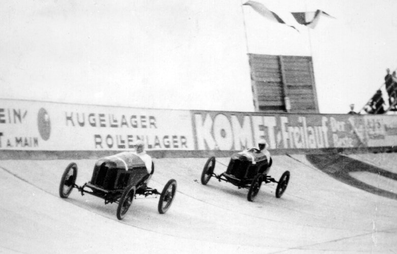 Επέτειος 100 ετών από τους πρώτους αγώνες στην πίστα Opel Rennbahn – News.gr