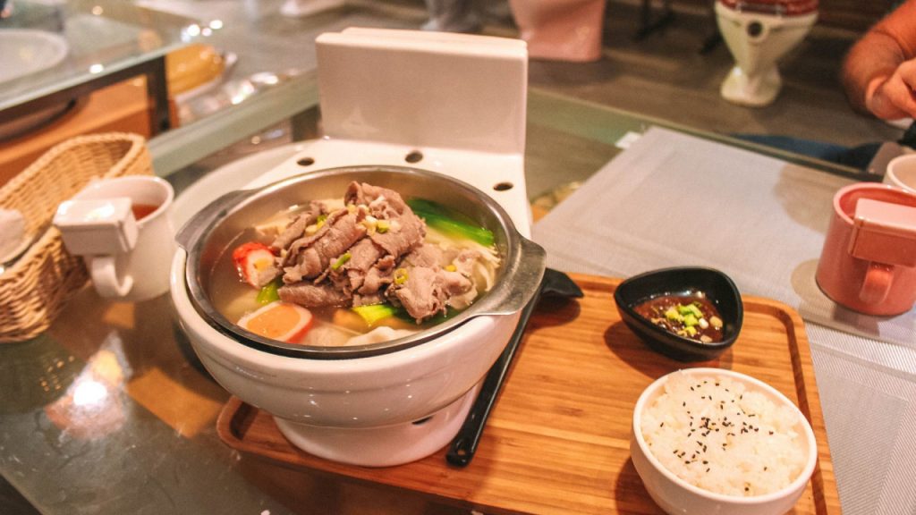 Toilet Restaurant: Το εστιατόριο που έχει γίνει viral στην Ταϊβάν
